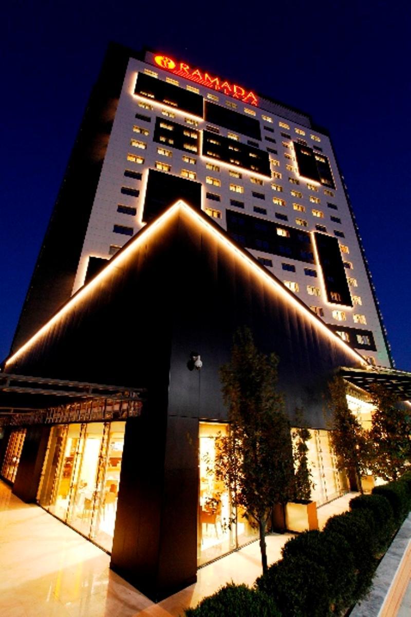 فندق اسطنبولفي  رامادا بلازا باي ويندام إسطنبول تيكستلكنت المظهر الخارجي الصورة
